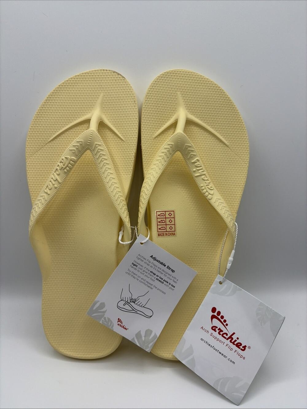 Archies Flip Flop Sandal Unisex Sz M8 W9 Light Yellow Arch Support NWT
